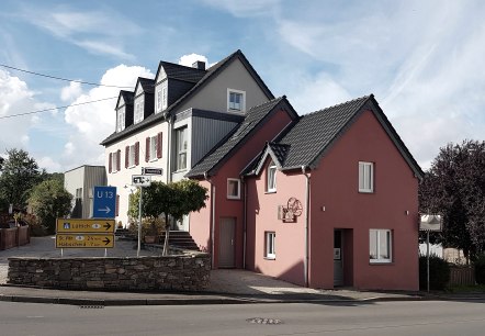 Galerie Alte Post in Pronsfeld, © Tourist-Information Prümer Land/Mechtild Waxweiler Galerie Alte Post in Pronsfeld, © Tourist-Information Prümer Land/Mechtild Waxweiler