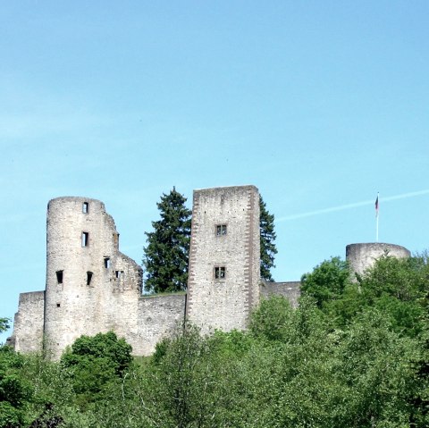 Burgruine Schönecken, © Fotoarchiv TI Prüm Burgruine Schönecken, © Fotoarchiv TI Prüm