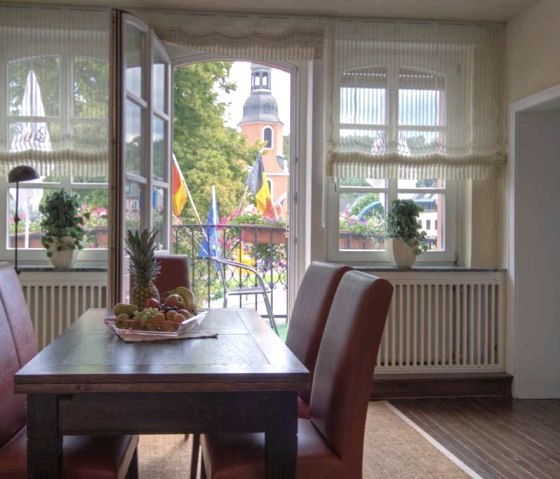 Aufenthaltsraum (1) Aufenthaltsraum (1)