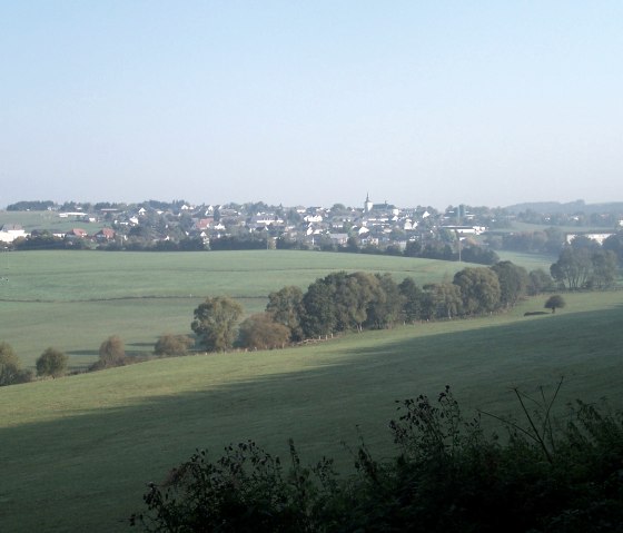 Blick auf Bleialf, © Tourist-Information Prümer Land/Naturpark Nordeifel Geschäftsstelle Prüm Blick auf Bleialf, © Tourist-Information Prümer Land/Naturpark Nordeifel Geschäftsstelle Prüm