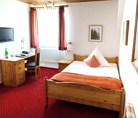 Einzelzimmer komfort, © Hotel-Rest. Schoos Einzelzimmer komfort, © Hotel-Rest. Schoos