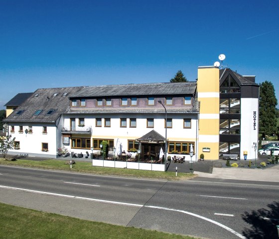 Hotel-Restaurant Schoos, © Hotel-Rest. Schoos Hotel-Restaurant Schoos, © Hotel-Rest. Schoos