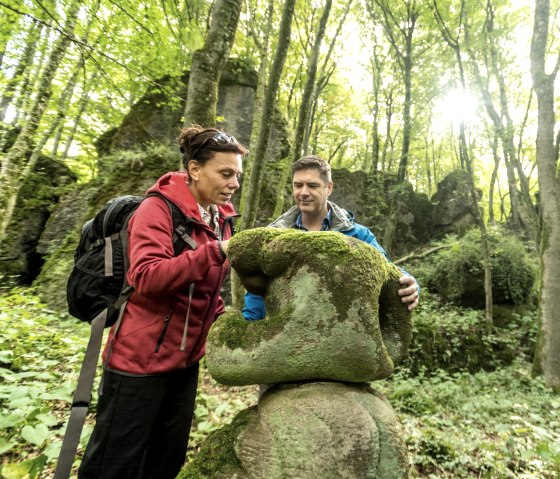Entdecke Überraschendes am Wegesrand bei Deiner Wanderung auf dem Schneifel-Pfad, © Eifel Tourismus GmbH, D. Ketz Entdecke Überraschendes am Wegesrand bei Deiner Wanderung auf dem Schneifel-Pfad, © Eifel Tourismus GmbH, D. Ketz