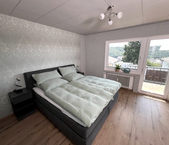 WhatsApp Image 2025-08-14 at 22.52.42 WhatsApp Image 2025-08-14 at 22.52.42