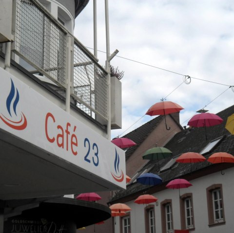 Caf&eacute;23, am Hahnplatz in Pr&uuml;m, &copy; Tourist-Information Pr&uuml;mer Land
