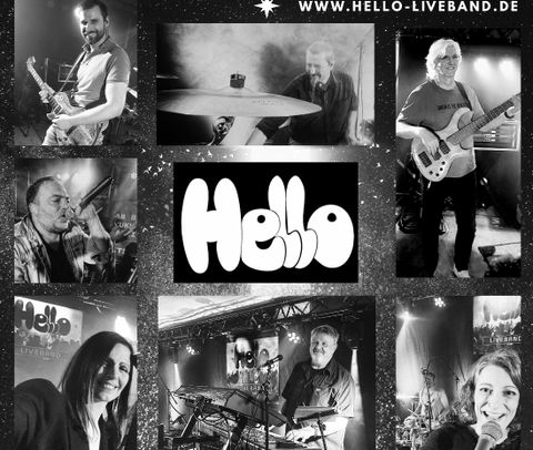 Une bande avec plusieurs musiciens sur scène. Au premier plan se trouve le logo "Hello".