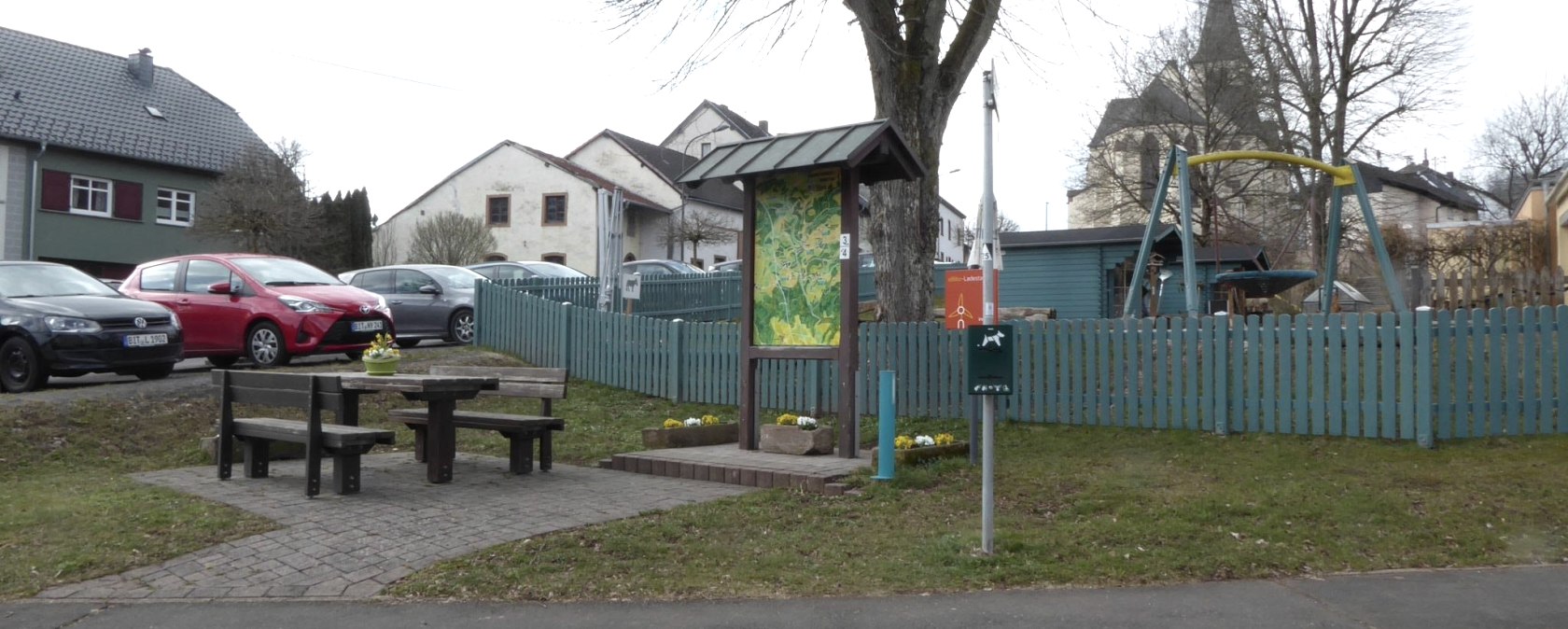 E-Bike-Ladestation Lasel Wanderparkplatz, © Tourist-Information Prümer Land