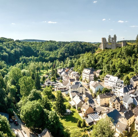 Burg Schönecken, © Eifel Tourismus GmbH, Dominik Ketz.jpg