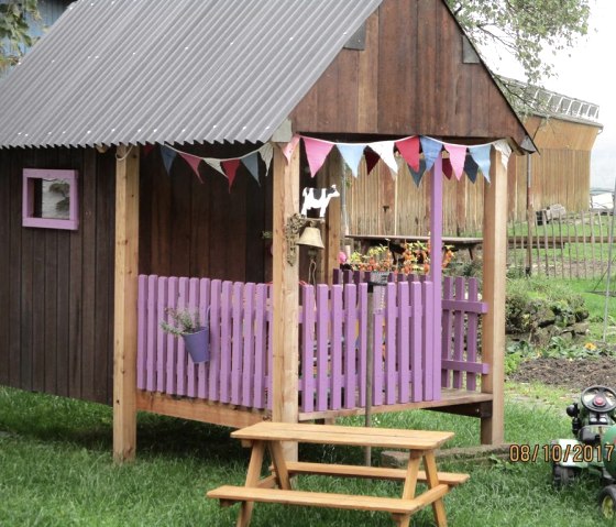 Speelhuisje in de tuin