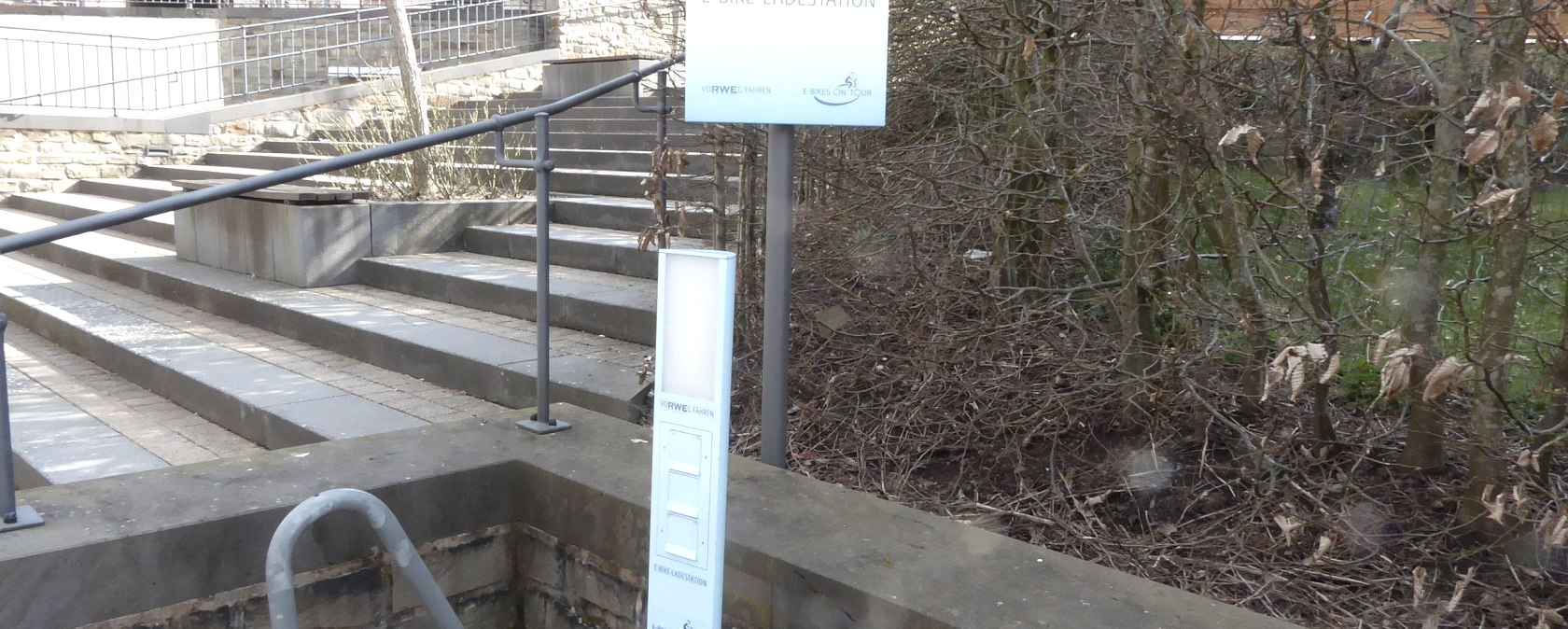 e-bike-ladestation  FiF Sch&ouml;necken, &copy; Tourist-Information Pr&uuml;mer Land