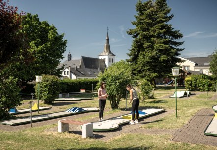 Minigolf Altes Backhaus, Bleialf, &copy; Eifel Tourismus GmbH, Dominik Ketz