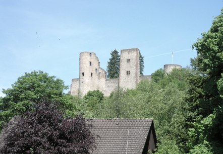 Burgruine Schönecken, © Tourist-Information Prümer Land, M. Schuler
