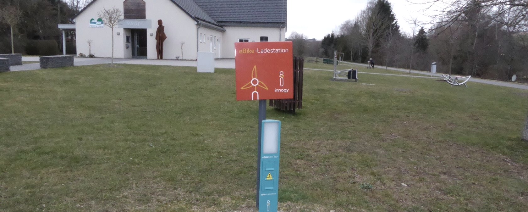 E-Bike-Ladestation Watzerath, © Tourist-Information Prümer Land