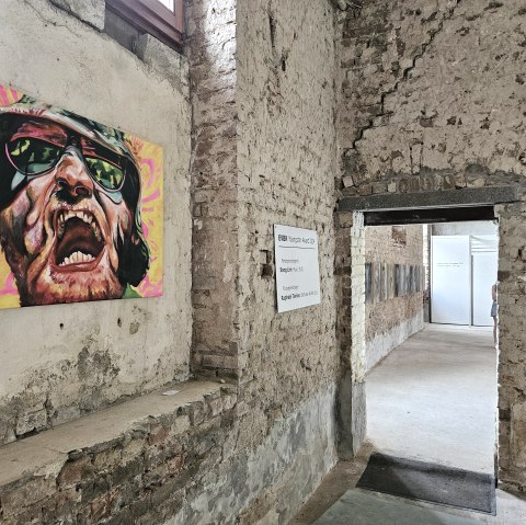 EVBK Ausstellung 2024, K&uuml;nstler Raphael Tanios/Lux, &copy; Tourist-Information Pr&uuml;mer Land