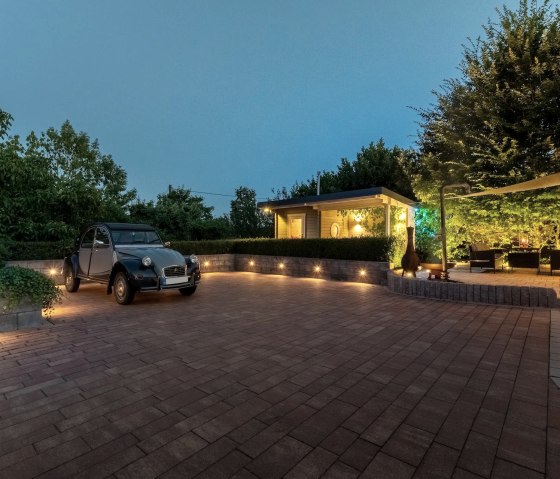 2025_07_16-19_Backhaus_Nacht_3_Zensiert