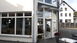 Cafe Petit Bleialf, &copy; Tourist-Information Pr&uuml;mer Land