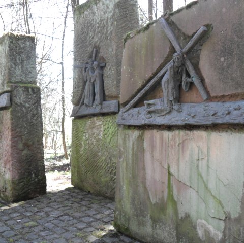 Kreuzwegstation Kalvarienberg Pr&uuml;m, &copy; Tourist-Information Pr&uuml;mer Land