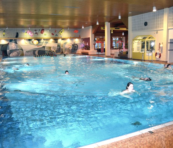 Stadt Pr&uuml;m Hallenbad, &copy; Tourist-Information Pr&uuml;mer Land, Manfred Schuler