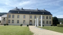 Schloss Niederweis, © Felsenland Südeifel Tourismus GmbH / Anna Carina Krebs